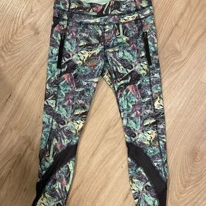 Lululemon Pattern Capri with Mesh